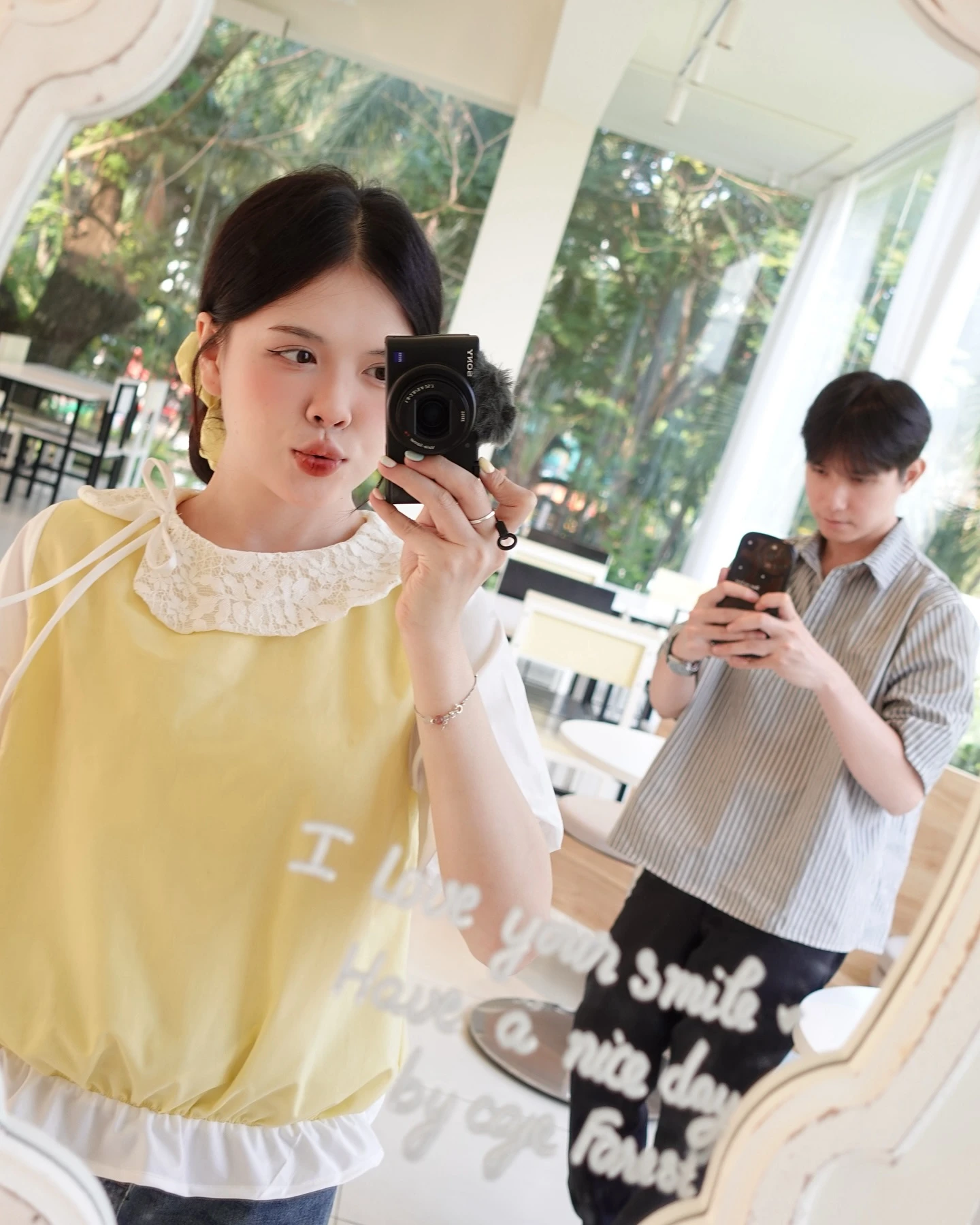 Áo babydoll vàng phối trắng bo chun