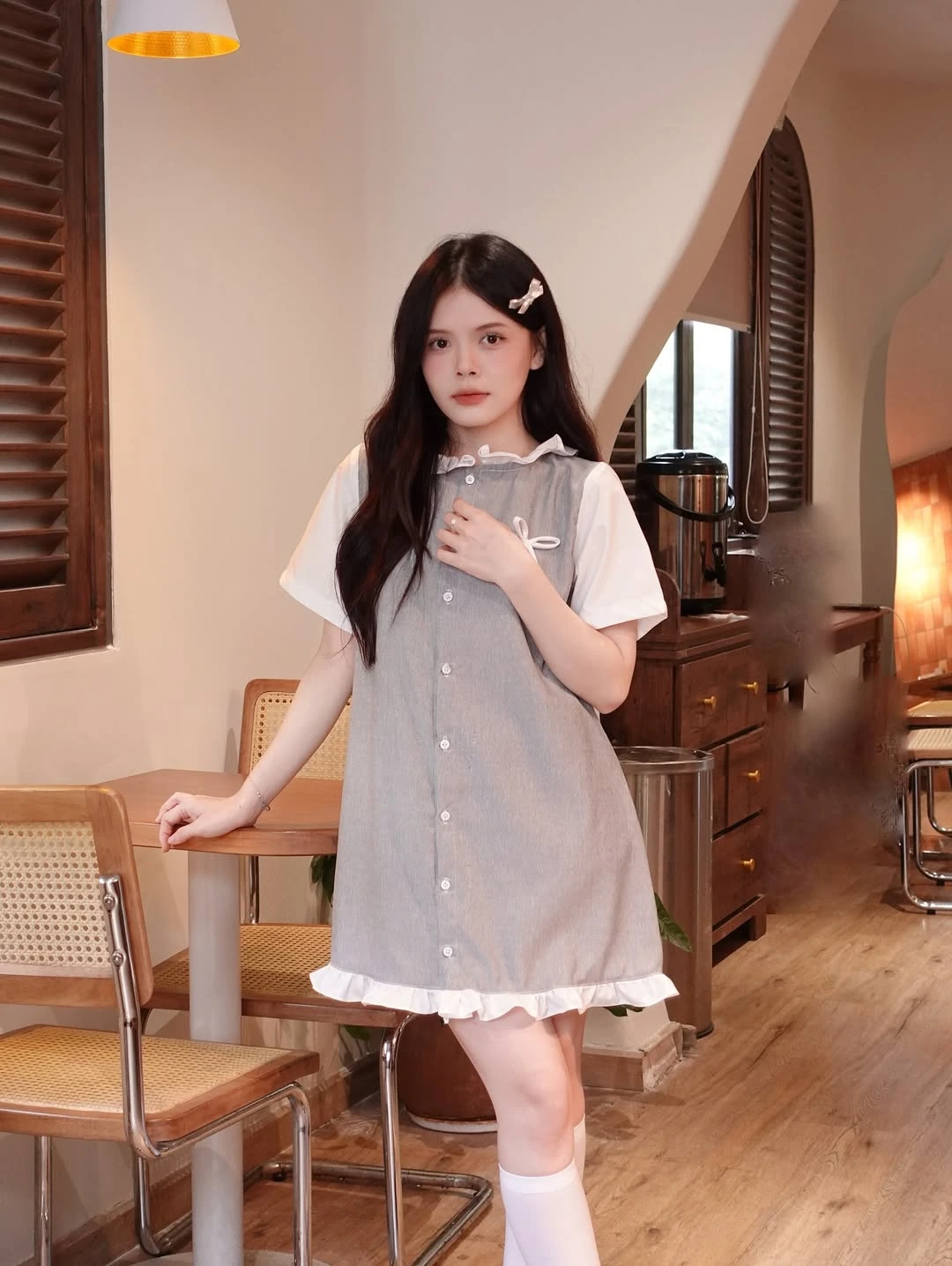 Đầm babydoll sơ mi xám phối trắng