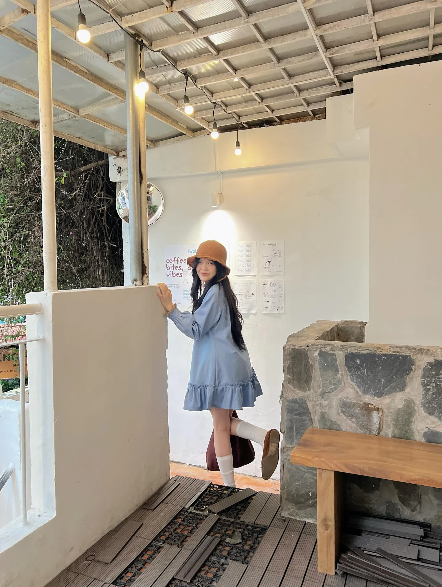 Đầm babydoll xanh dương phối caro nâu tay dài