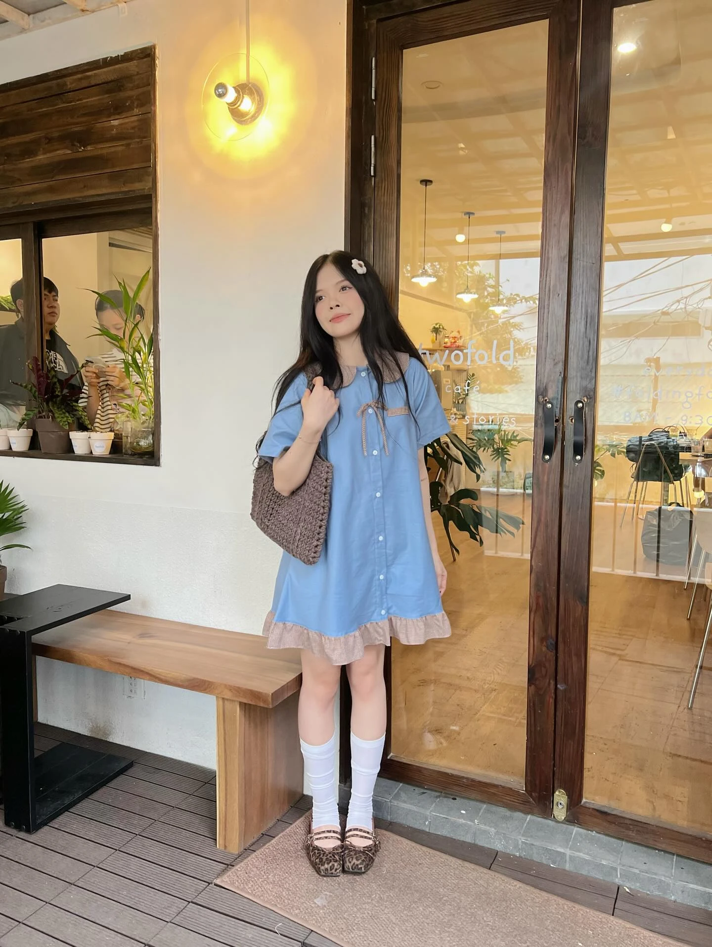 Đầm babydoll xanh dương phối caro nâu