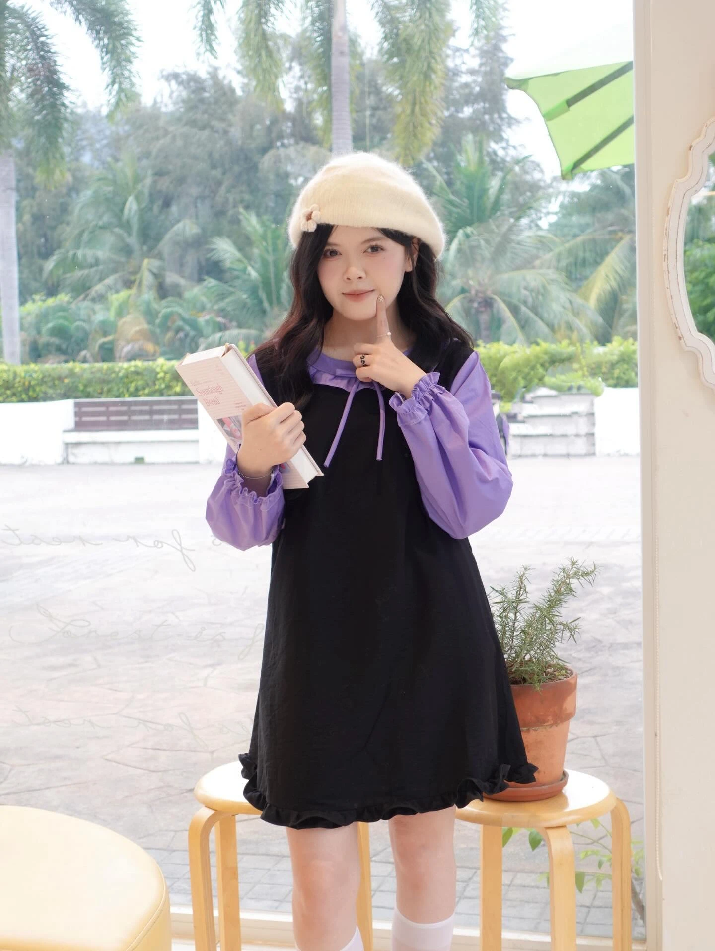 Đầm babydoll đen phối tím tay dài