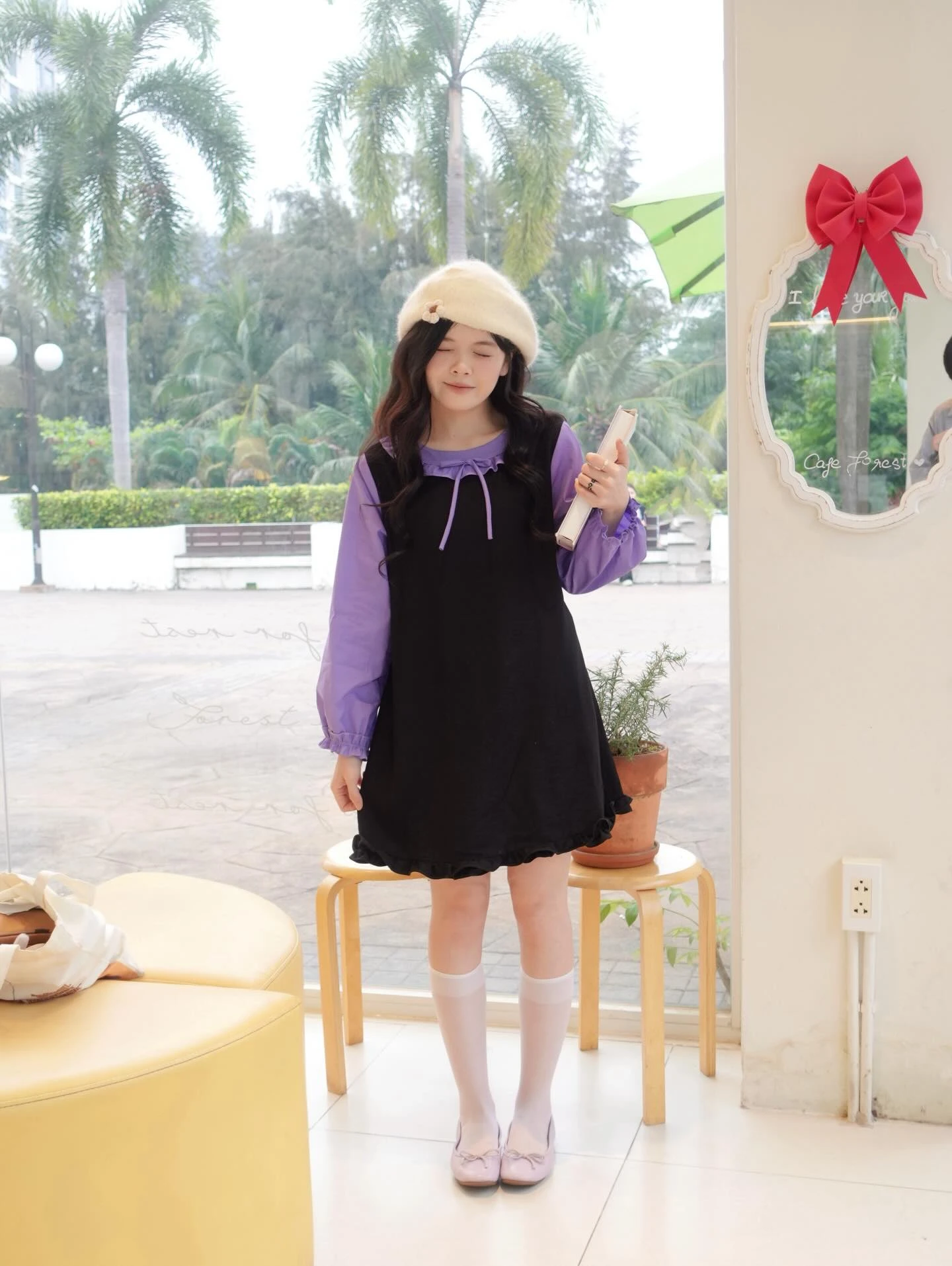 Đầm babydoll đen phối tím tay dài