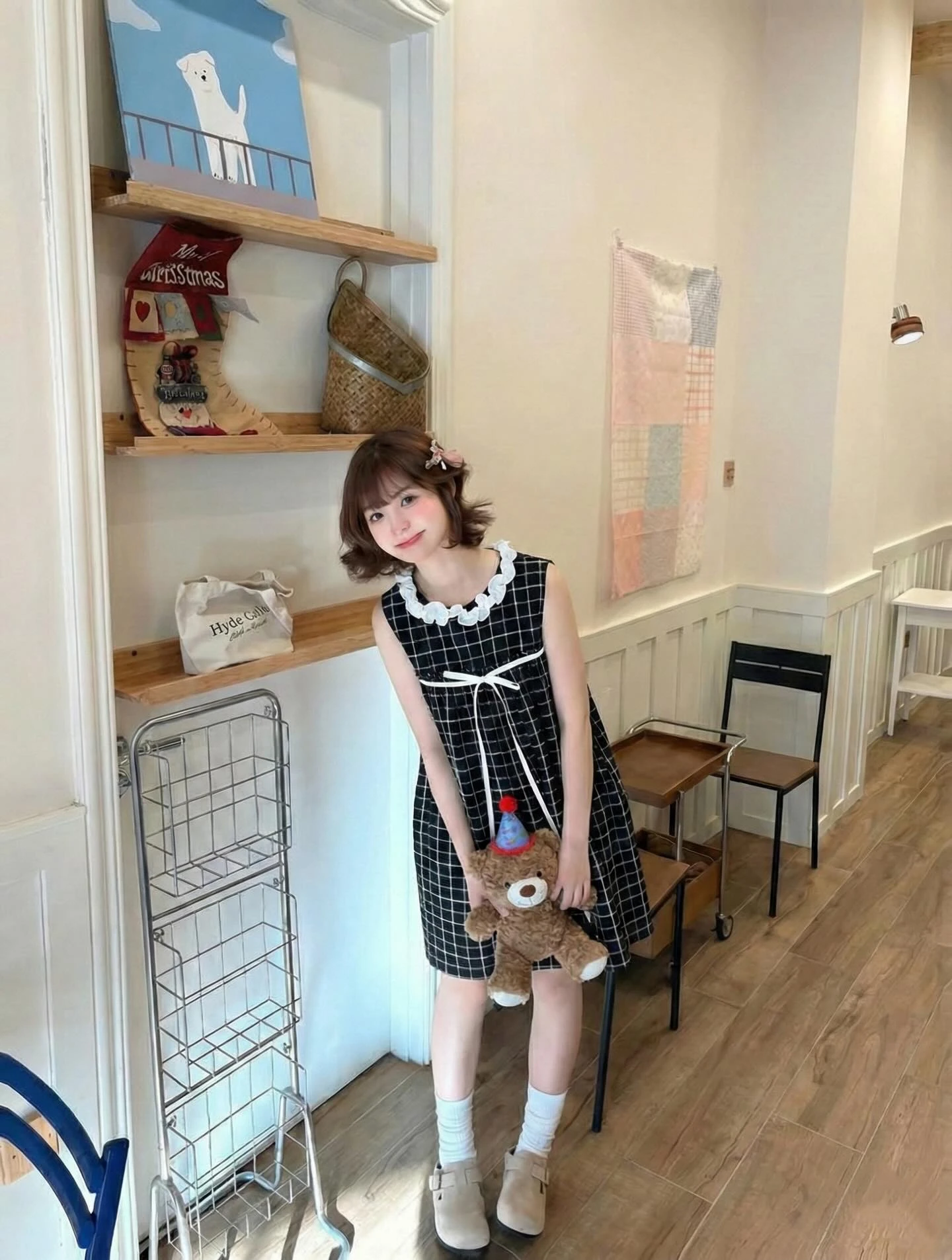 Đầm babydoll sát nách caro đen