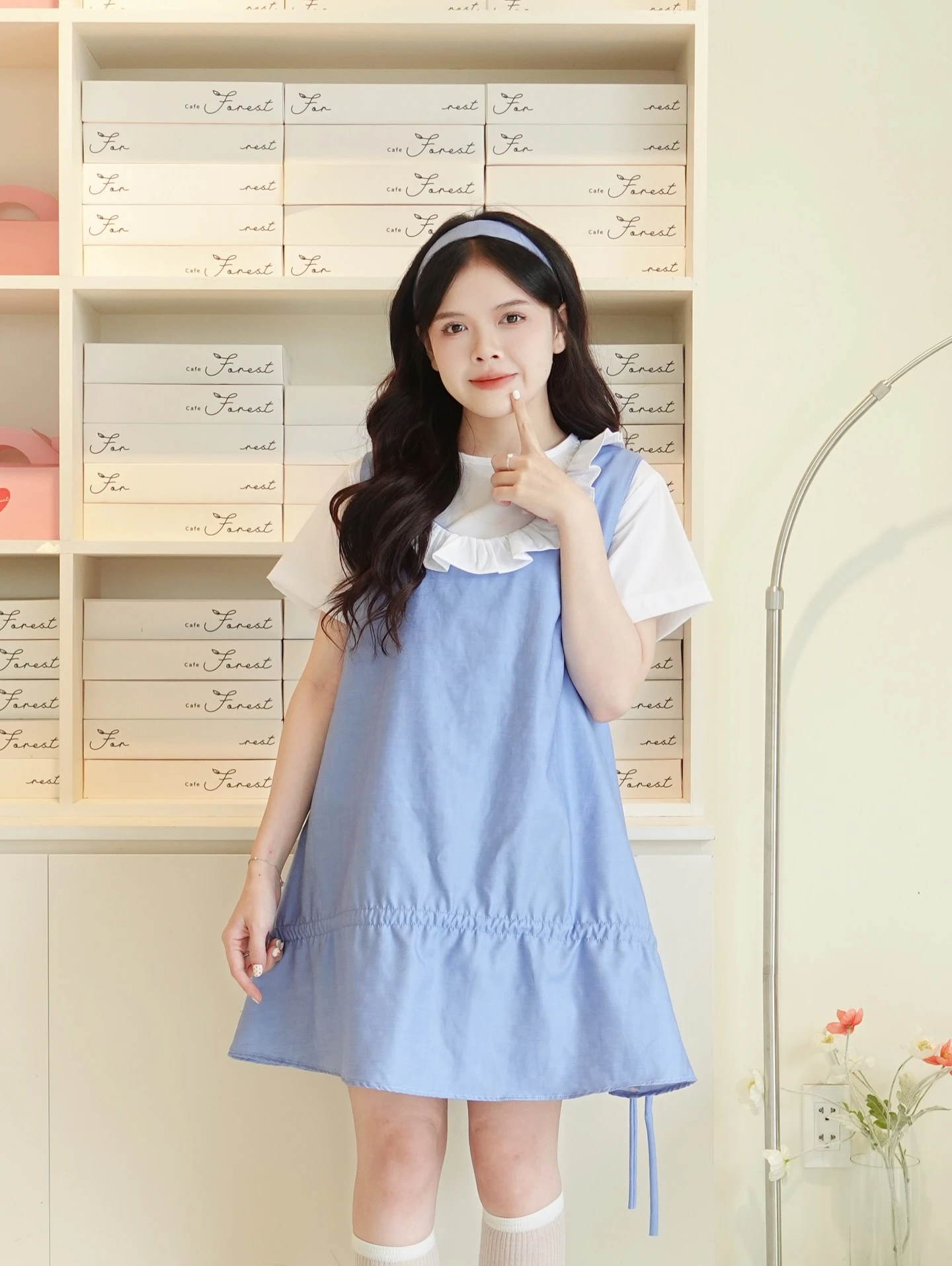Set babydoll yếm xanh áo trắng bo chun kèm bảo hộ