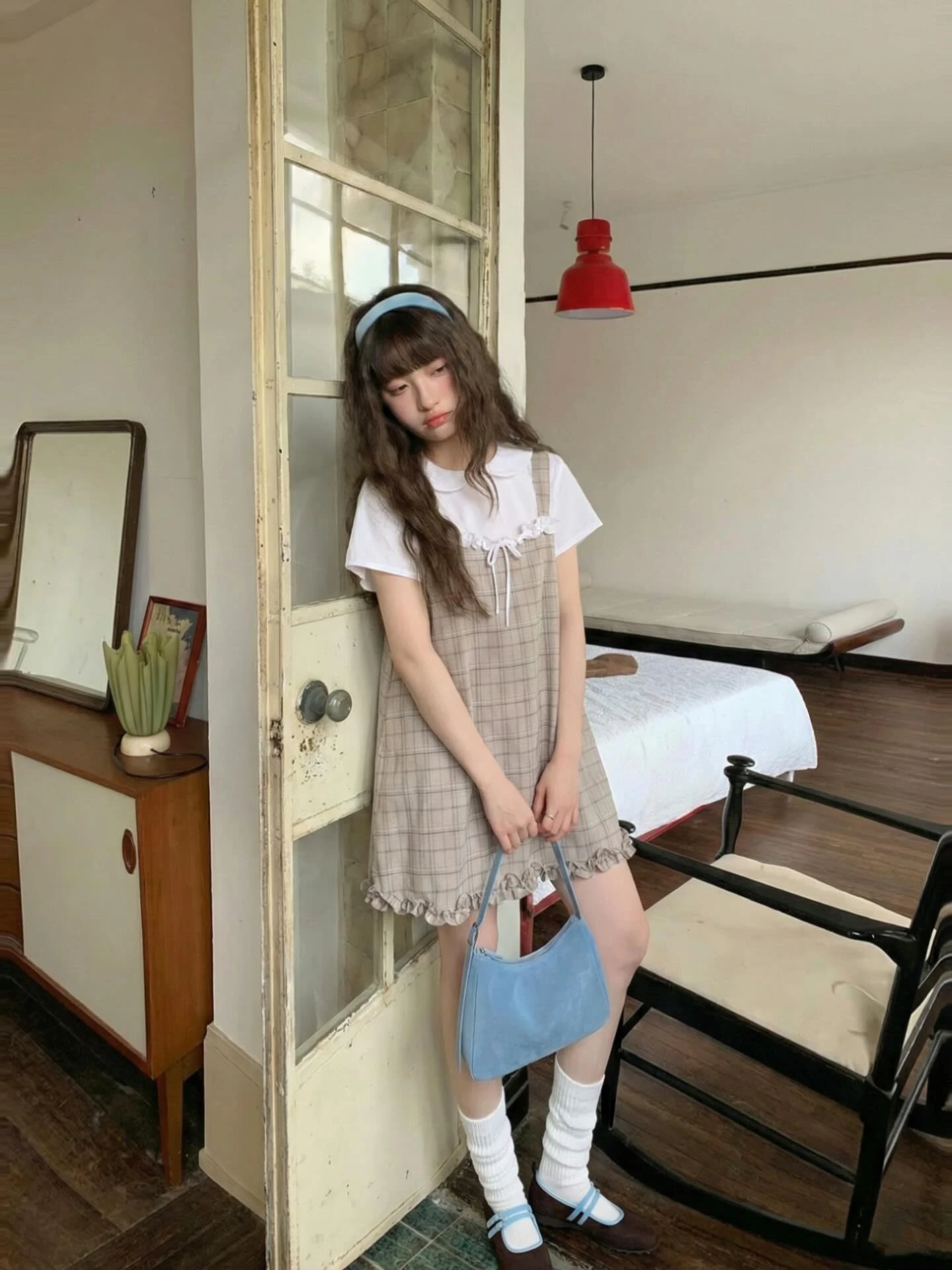 Set babydoll áo trắng yếm caro nâu nhạt