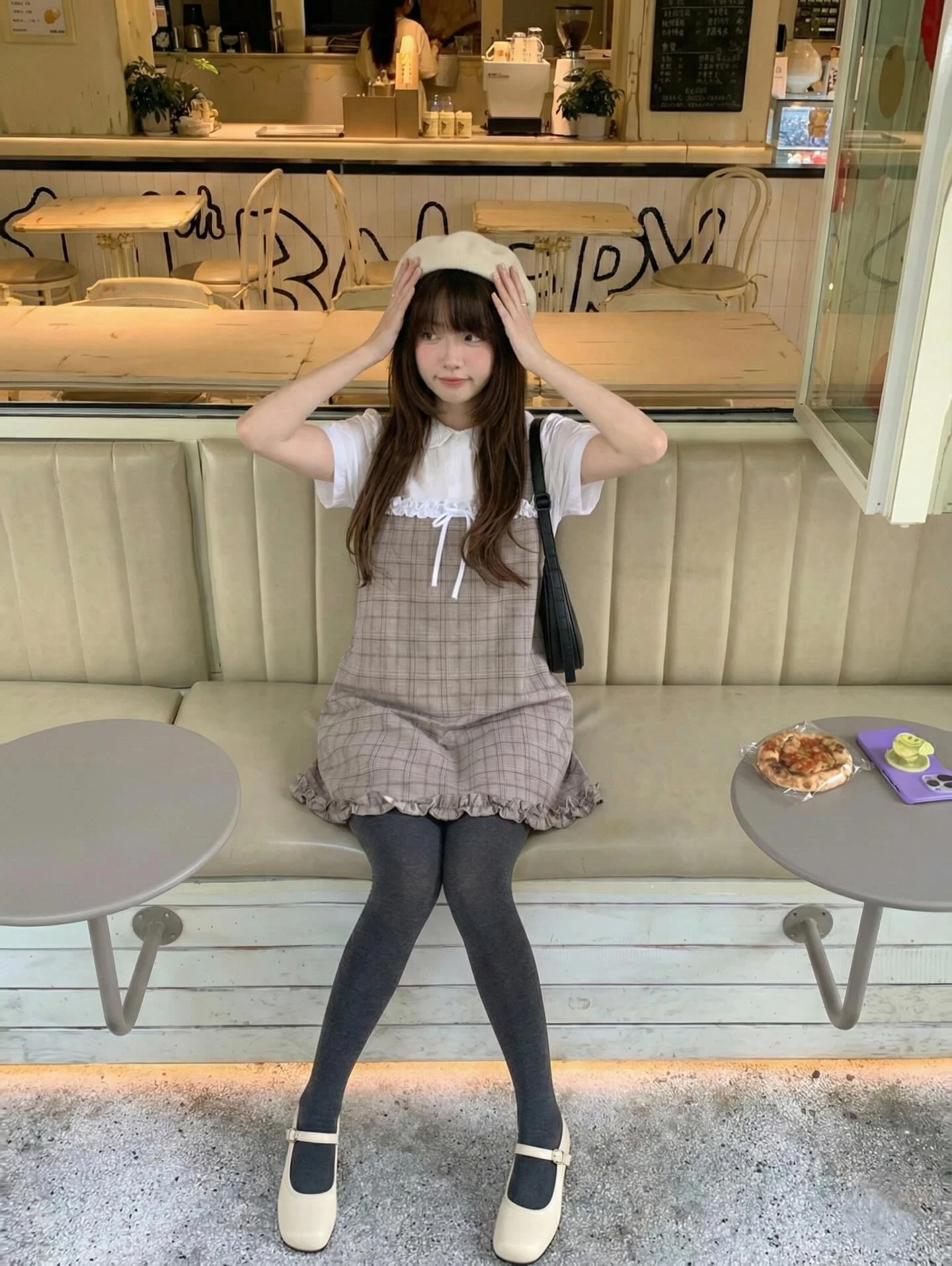 Set babydoll áo trắng yếm caro nâu nhạt